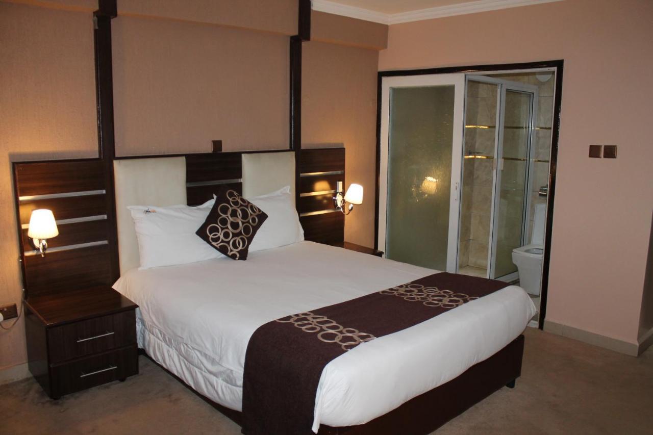 Airport Landing Hotel Nairobi Bagian luar foto