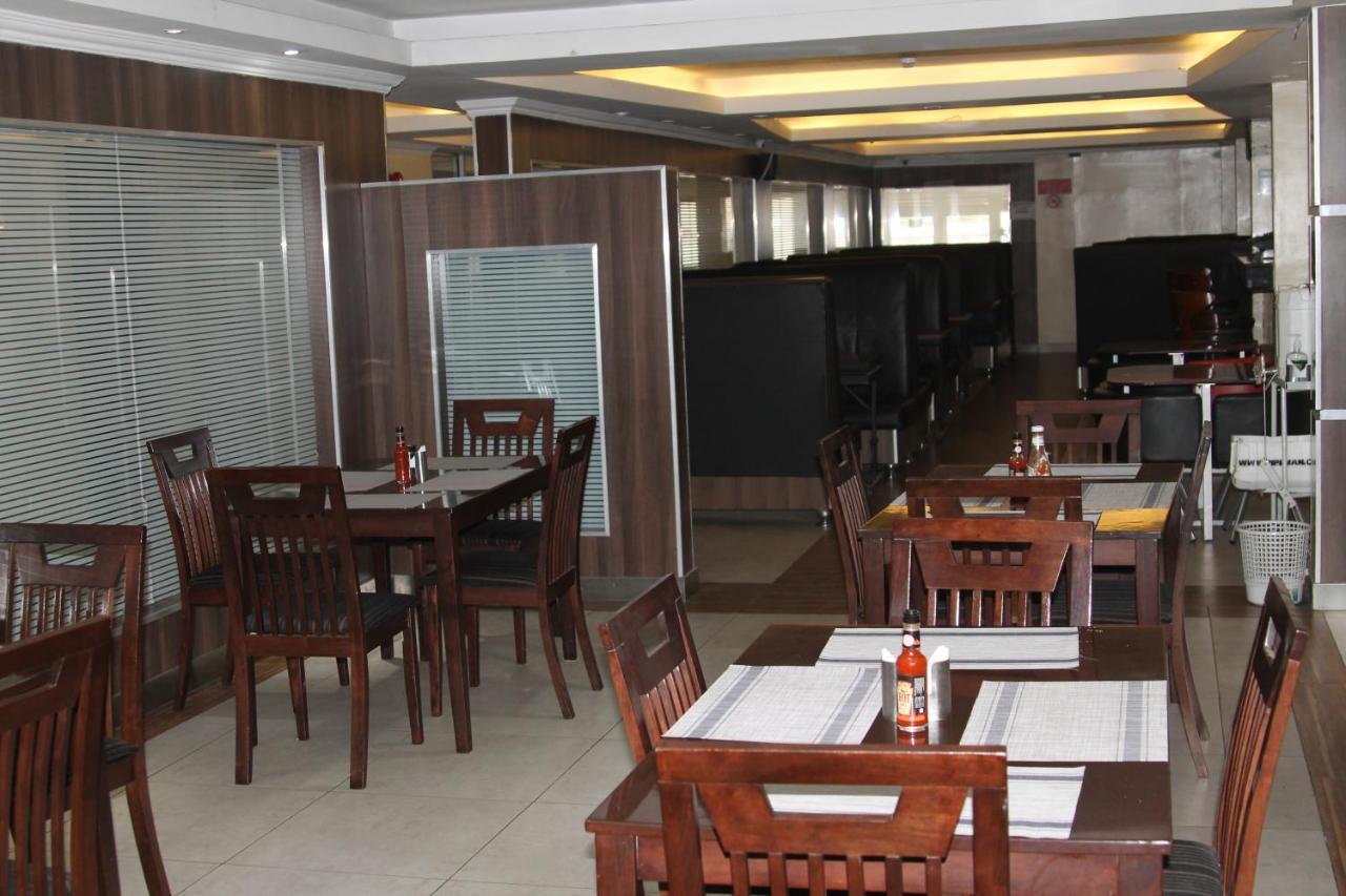 Airport Landing Hotel Nairobi Bagian luar foto