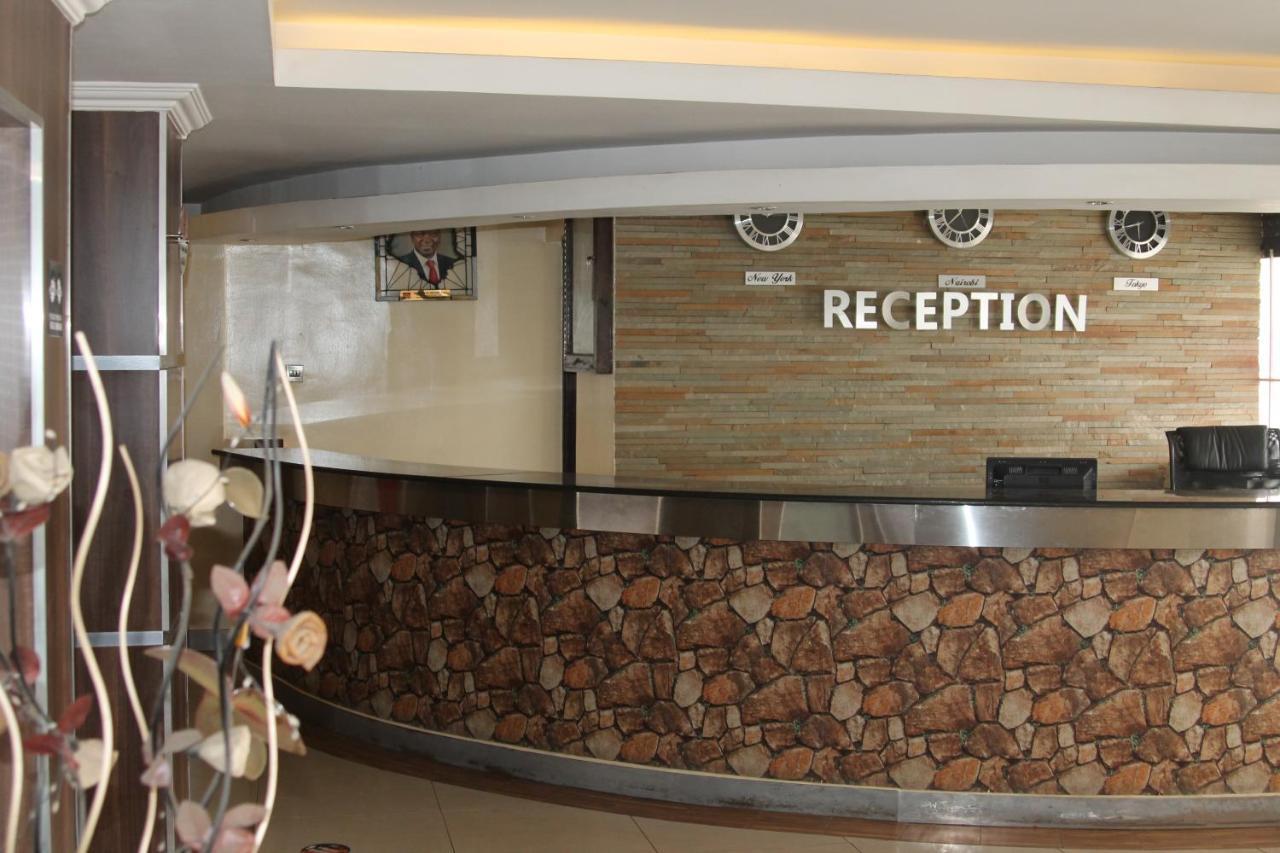 Airport Landing Hotel Nairobi Bagian luar foto