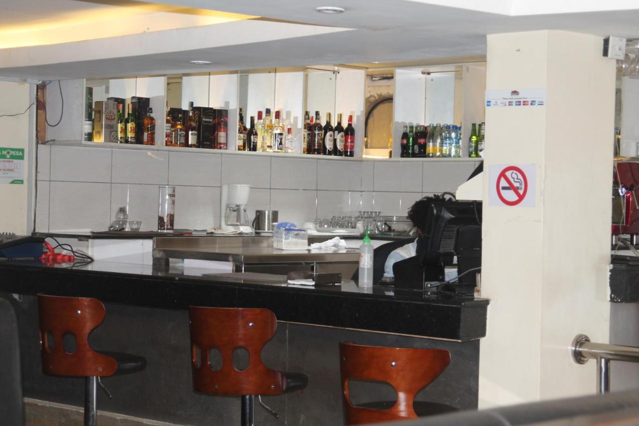 Airport Landing Hotel Nairobi Bagian luar foto
