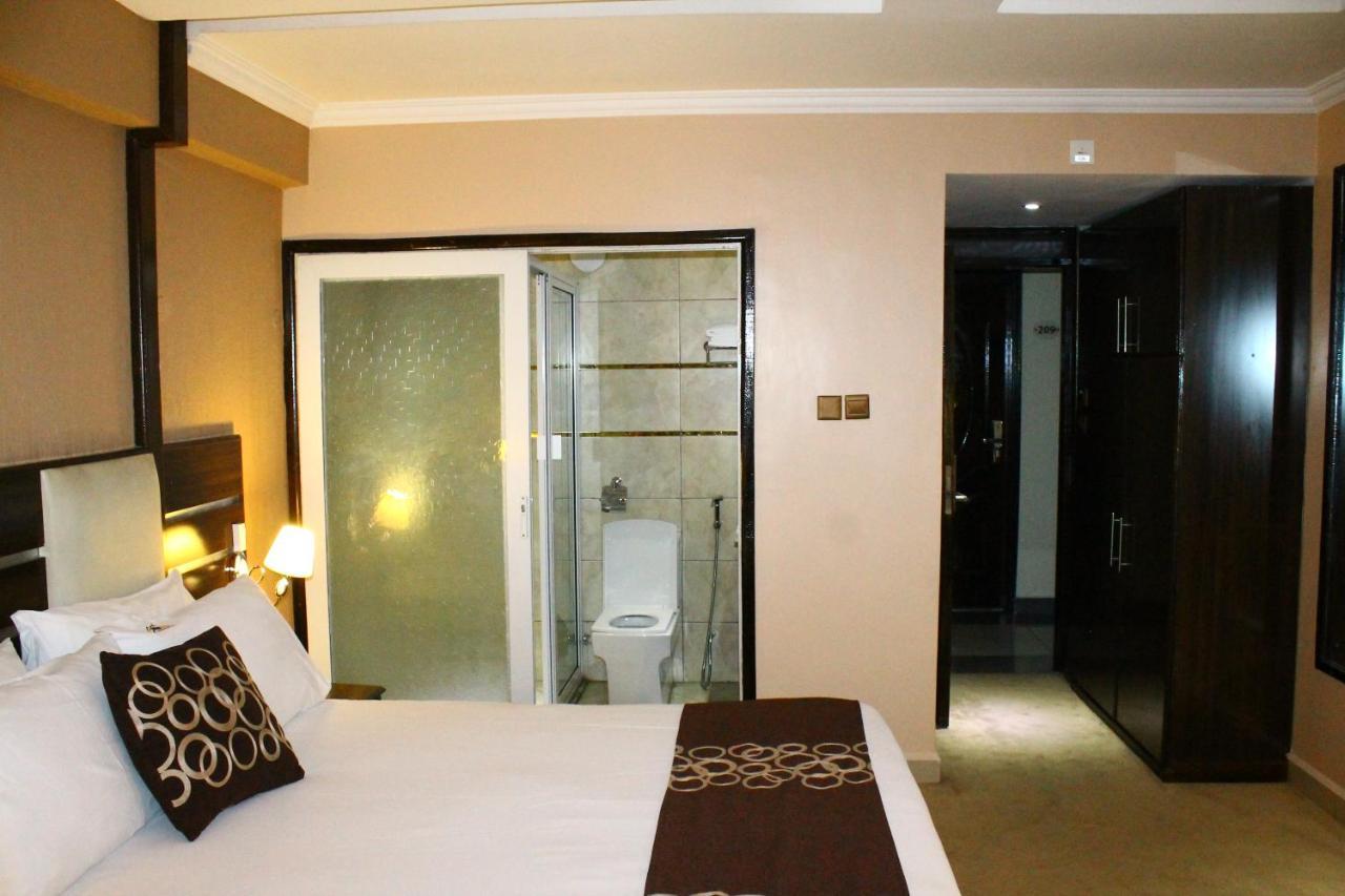 Airport Landing Hotel Nairobi Bagian luar foto