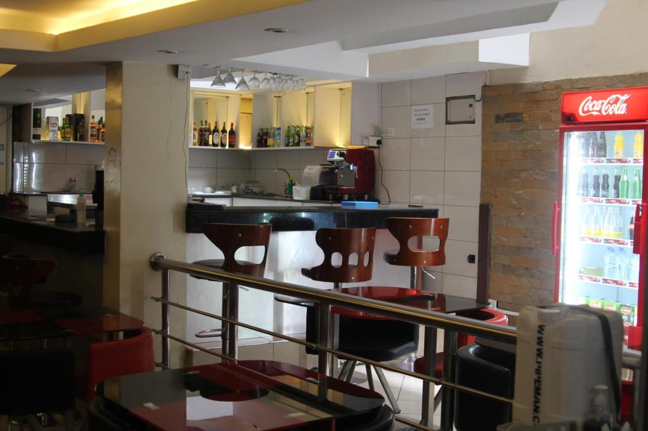 Airport Landing Hotel Nairobi Bagian luar foto