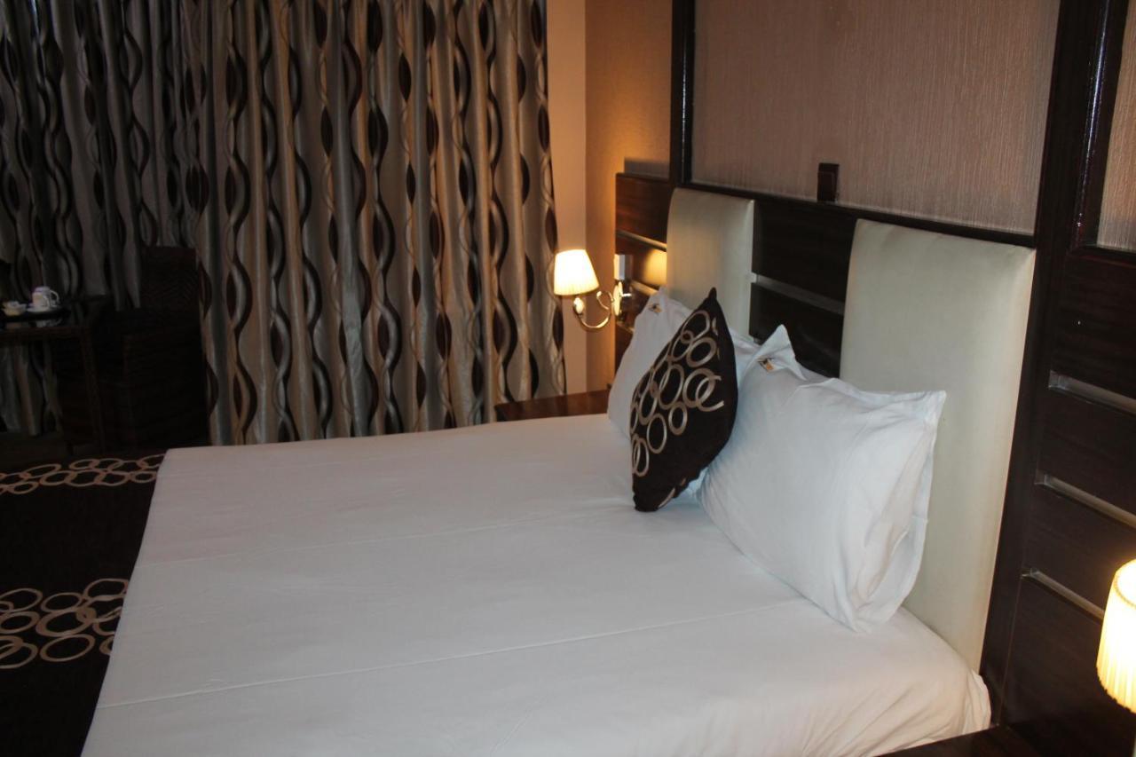 Airport Landing Hotel Nairobi Bagian luar foto