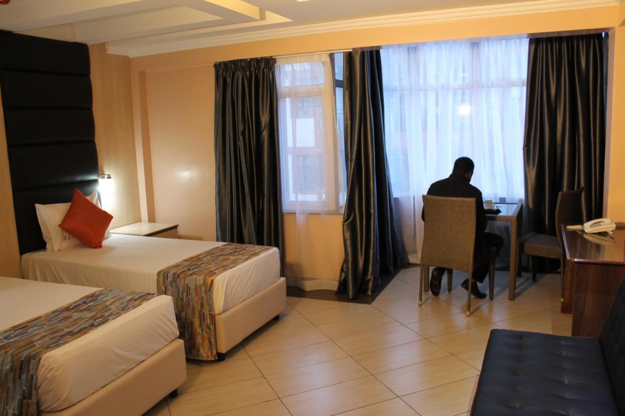 Airport Landing Hotel Nairobi Bagian luar foto