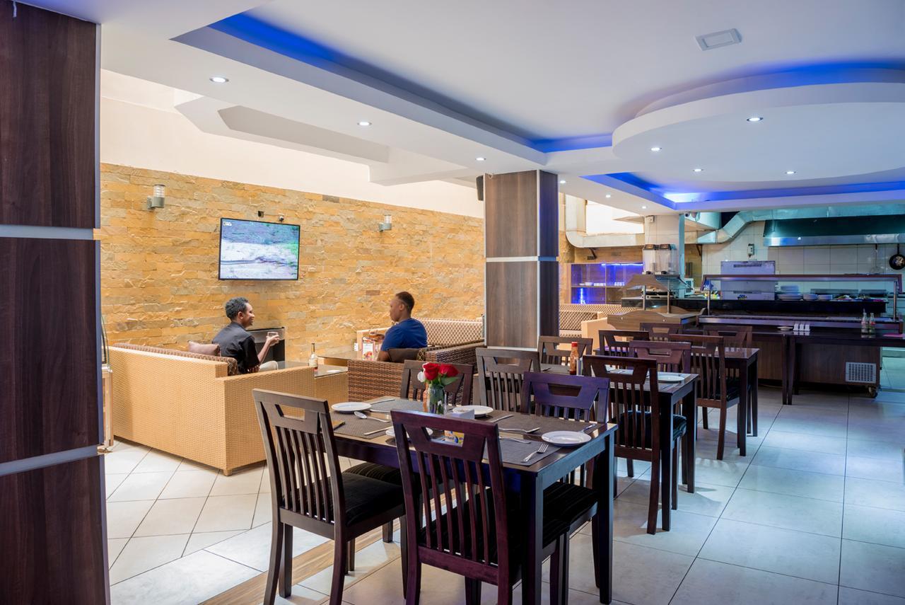 Airport Landing Hotel Nairobi Bagian luar foto