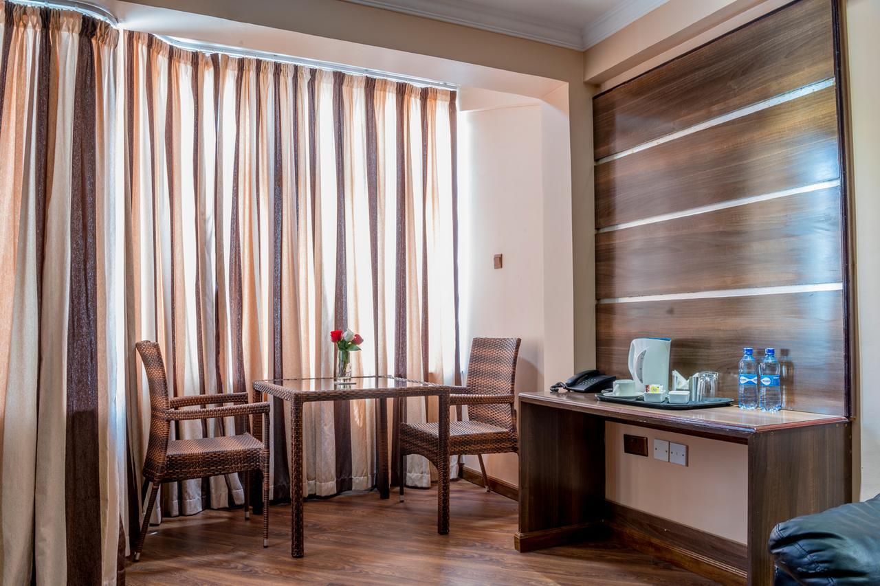 Airport Landing Hotel Nairobi Bagian luar foto